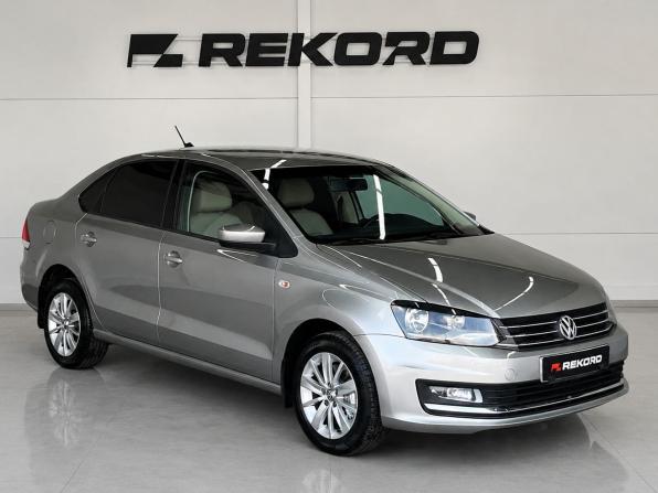 Volkswagen Polo V Рестайлинг с пробегом 2018 года, цена 1 369 000 рублей, 115100 км, седан, Автокод Объявления
