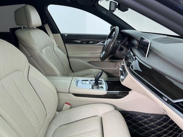 BMW 7 серии VI (G11/G12) Рестайлинг с пробегом 2019 года, цена 5 295 000 рублей, 165414 км, седан, Автокод Объявления