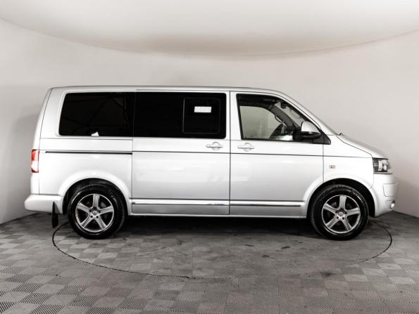 Volkswagen Multivan T5 Рестайлинг с пробегом 2010 года, цена 1 990 000 рублей, 246990 км, минивэн, Автокод Объявления