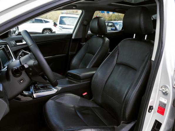 Kia Optima III Рестайлинг с пробегом 2015 года, цена 1 435 000 рублей, 205205 км, седан, Автокод Объявления