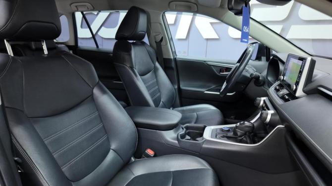 Toyota RAV4 V (XA50) с пробегом 2020 года, цена 3 099 000 рублей, 57084 км, внедорожник, Автокод Объявления