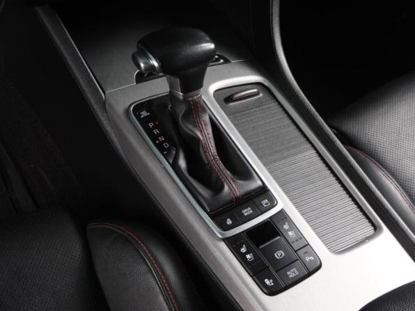 Kia Optima IV Рестайлинг с пробегом 2018 года, цена 2 129 000 рублей, 171784 км, седан, Автокод Объявления