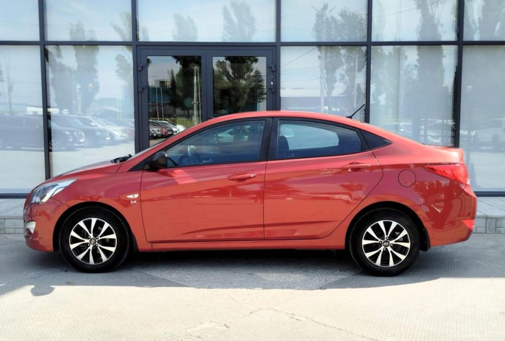 Hyundai Solaris I Рестайлинг Саратов  - изображение 8