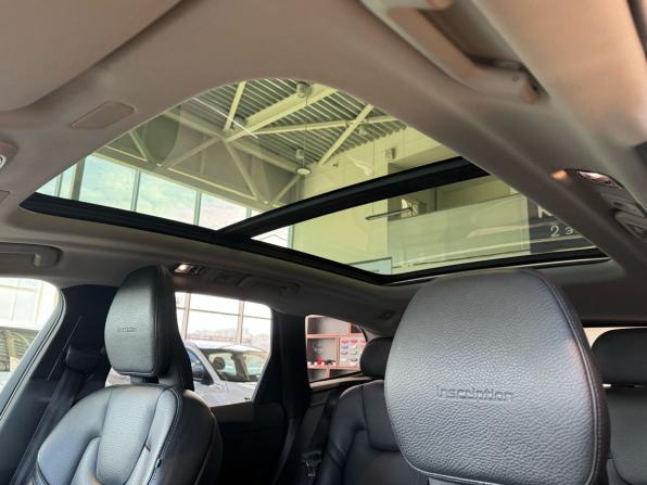 Volvo XC60 II с пробегом 2018 года, цена 2 695 000 рублей, 187575 км, внедорожник, Автокод Объявления