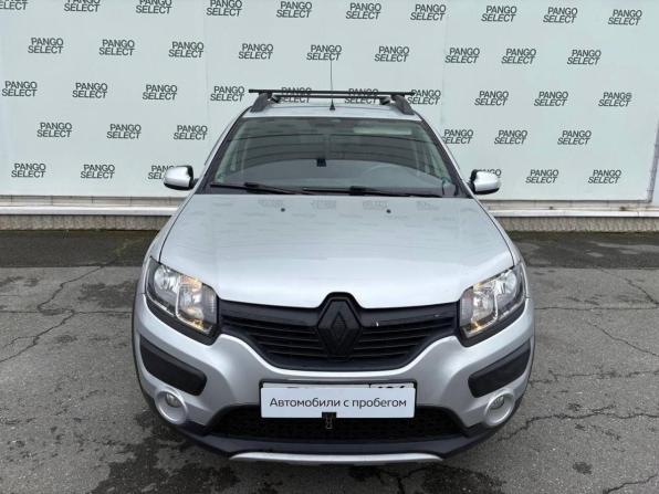 Renault Sandero II с пробегом 2018 года, цена 990 000 рублей, 59000 км, хэтчбек, Автокод Объявления