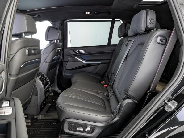 BMW X7 I (G07) Рестайлинг с пробегом 2024 года, цена 14 850 000 рублей, 5158 км, внедорожник, Автокод Объявления