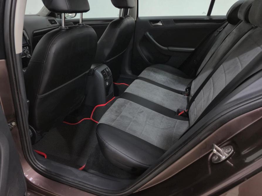 Volkswagen Jetta VI Рестайлинг Альметьевск  - изображение 18