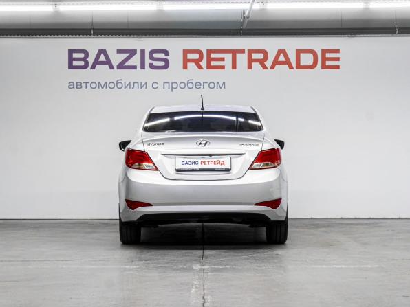 Hyundai Solaris I Рестайлинг с пробегом 2015 года, цена 790 000 рублей, 232429 км, седан, Автокод Объявления