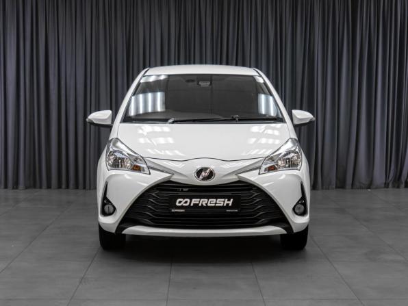 Toyota Vitz III (XP130) Рестайлинг 2 с пробегом 2017 года, цена 1 179 000 рублей, 89122 км, хэтчбек, Автокод Объявления