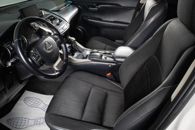 Lexus NX I с пробегом 2015 года, цена 2 379 000 рублей, 187000 км, внедорожник, Автокод Объявления