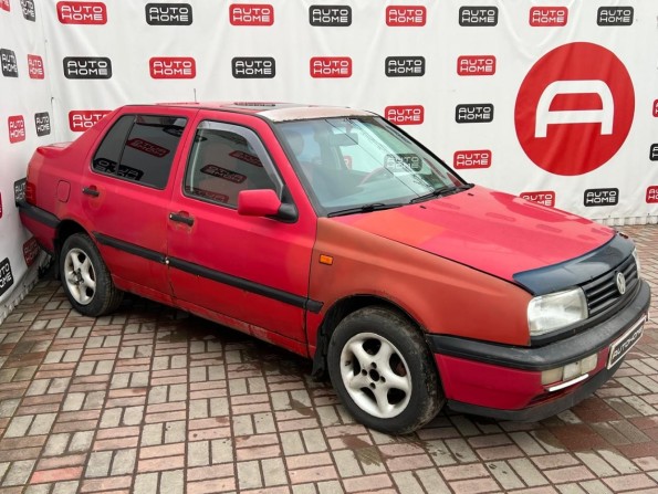 Volkswagen Vento с пробегом 1992 года, цена 119 900 рублей, 250000 км, седан, Автокод Объявления