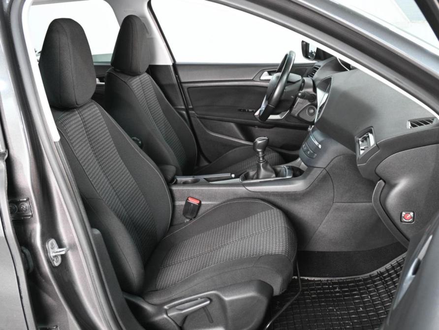 Peugeot 308 II Рестайлинг Ростов-на-Дону  - изображение 8