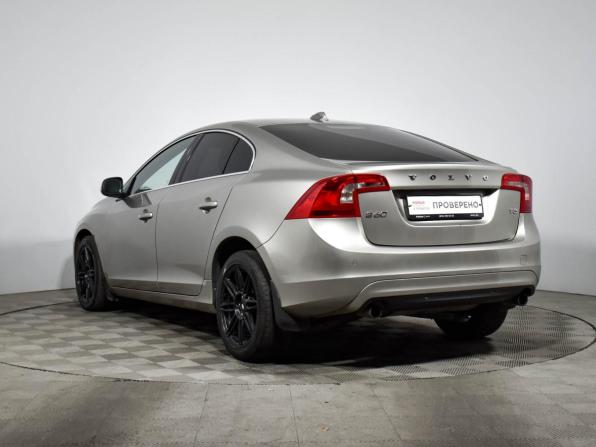 Volvo S60 II Рестайлинг с пробегом 2014 года, цена 990 000 рублей, 224033 км, седан, Автокод Объявления