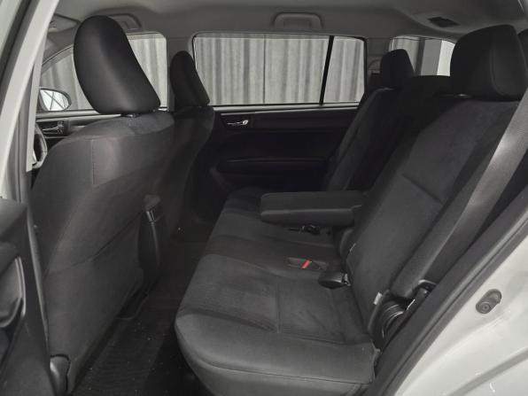 Toyota Corolla XI (E160 E170 E180) с пробегом 2014 года, цена 1 069 000 рублей, 114000 км, универсал, Автокод Объявления