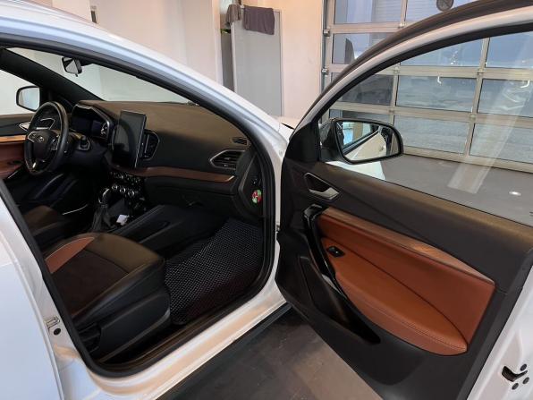 Lada (ВАЗ) Vesta I Рестайлинг (NG) с пробегом 2024 года, цена 1 497 000 рублей, 29346 км, универсал, Автокод Объявления