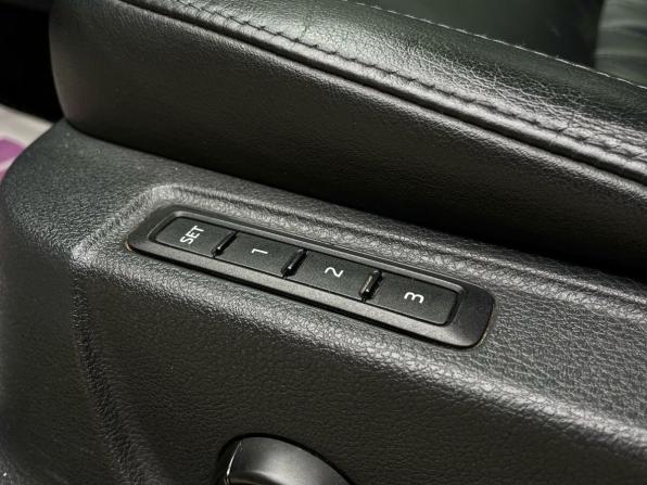 Skoda Octavia III (A7) Рестайлинг с пробегом 2017 года, цена 1 795 000 рублей, 162500 км, лифтбек, Автокод Объявления