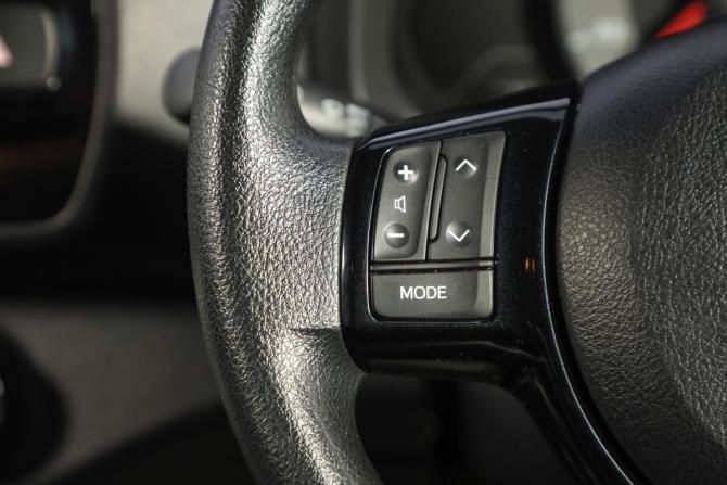 Toyota Vitz III (XP130) Рестайлинг 2 с пробегом 2019 года, цена 1 249 000 рублей, 44500 км, хэтчбек, Автокод Объявления