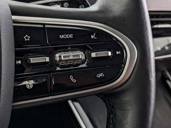 Omoda C5 I с пробегом 2023 года, цена 1 900 000 рублей, 33846 км, внедорожник, Автокод Объявления
