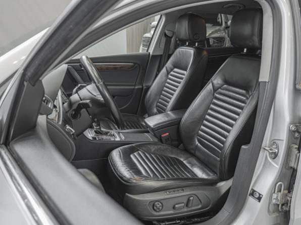 Volkswagen Passat B7 с пробегом 2011 года, цена 920 000 рублей, 176588 км, седан, Автокод Объявления