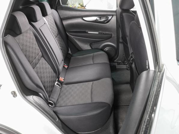 Nissan Qashqai II с пробегом 2018 года, цена 1 399 000 рублей, 176932 км, внедорожник, Автокод Объявления