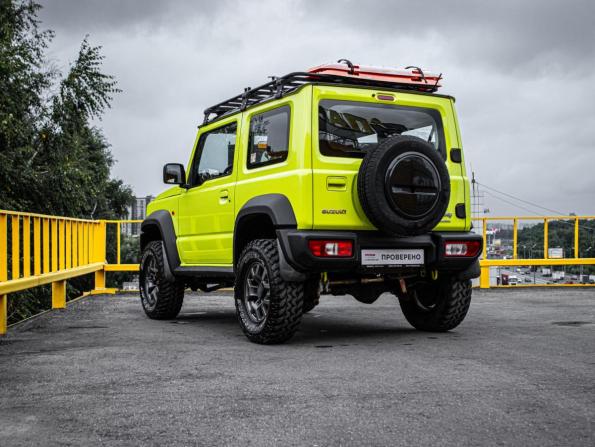 Suzuki Jimny IV с пробегом 2021 года, цена 3 199 000 рублей, 35000 км, внедорожник, Автокод Объявления