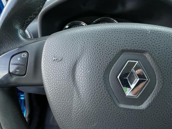 Renault Sandero II с пробегом 2015 года, цена 895 000 рублей, 111500 км, хэтчбек, Автокод Объявления