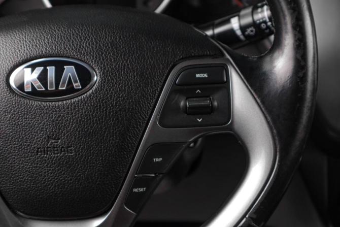 Kia Rio III Рестайлинг с пробегом 2016 года, цена 1 049 000 рублей, 184600 км, седан, Автокод Объявления