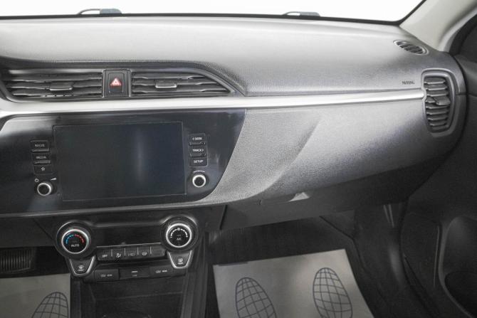 Kia Rio IV Рестайлинг с пробегом 2021 года, цена 1 629 000 рублей, 123000 км, седан, Автокод Объявления
