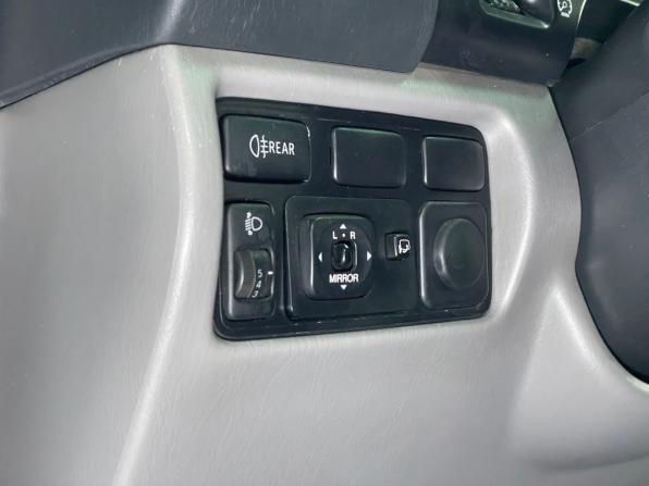 Toyota Land Cruiser 100 Series Рестайлинг 2 с пробегом 2006 года, цена 2 655 000 рублей, 399786 км, внедорожник, Автокод Объявления