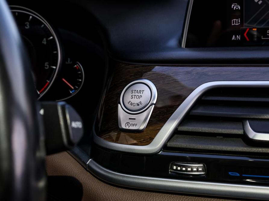 BMW 7 серии VI (G11/G12) Москва  - изображение 24