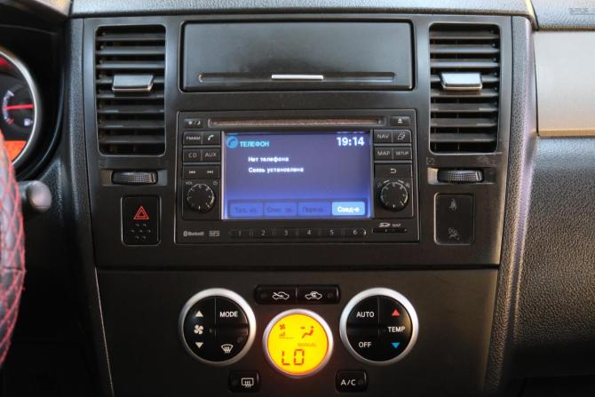 Nissan Tiida I Рестайлинг с пробегом 2010 года, цена 799 000 рублей, 150000 км, седан, Автокод Объявления