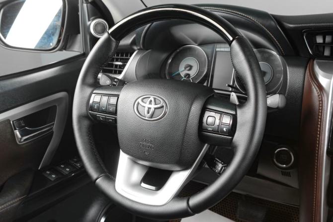 Toyota Fortuner II с пробегом 2017 года, цена 2 999 000 рублей, 154594 км, внедорожник, Автокод Объявления