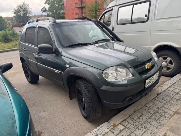 Chevrolet Niva I Рестайлинг с пробегом 2017 года, цена 777 000 рублей, 114000 км, внедорожник, Автокод Объявления