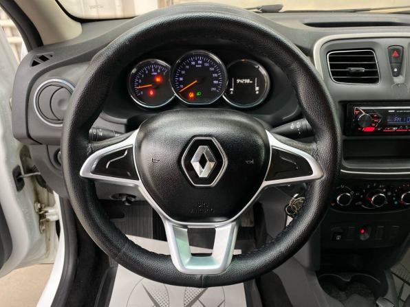 Renault Logan II Рестайлинг с пробегом 2021 года, цена 795 000 рублей, 94298 км, седан, Автокод Объявления
