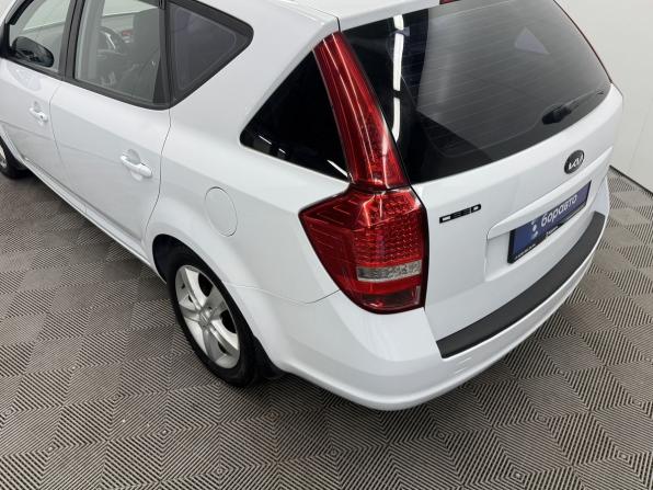 Kia Ceed I Рестайлинг с пробегом 2011 года, цена 970 000 рублей, 123532 км, универсал, Автокод Объявления