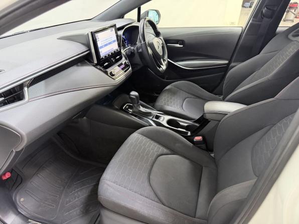 Toyota Corolla XII (E210) с пробегом 2019 года, цена 1 800 000 рублей, 92323 км, хэтчбек, Автокод Объявления