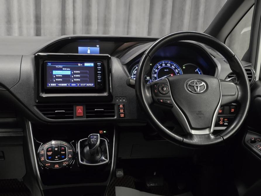 Toyota Esquire I Красноярск  - изображение 13