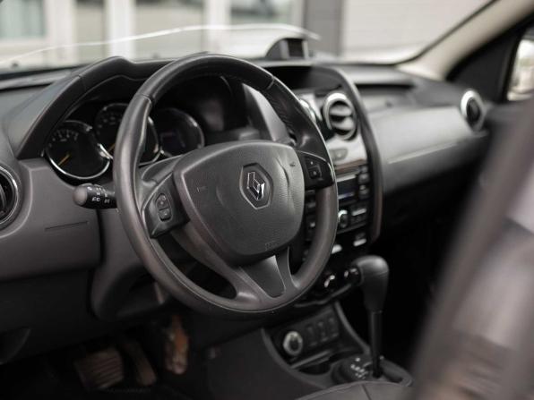 Renault Duster I Рестайлинг с пробегом 2015 года, цена 1 300 000 рублей, 135951 км, внедорожник, Автокод Объявления
