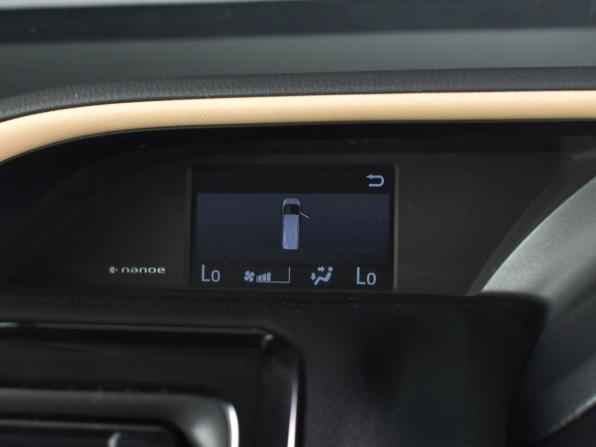 Toyota Noah III (R80) с пробегом 2014 года, цена 1 764 995 рублей, 182838 км, минивэн, Автокод Объявления