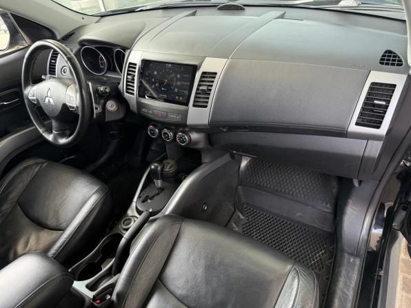 Mitsubishi Outlander II Рестайлинг с пробегом 2010 года, цена 1 149 000 рублей, 156000 км, внедорожник, Автокод Объявления