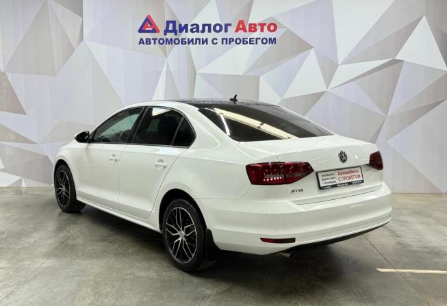 Volkswagen Jetta VI Рестайлинг с пробегом 2015 года, цена 1 160 000 рублей, 106837 км, седан, Автокод Объявления