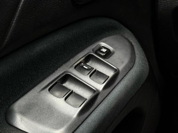 Mitsubishi Lancer IX Рестайлинг с пробегом 2005 года, цена 399 000 рублей, 242000 км, седан, Автокод Объявления