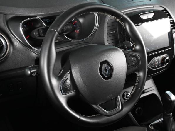 Renault Kaptur I с пробегом 2019 года, цена 1 299 000 рублей, 220081 км, внедорожник, Автокод Объявления