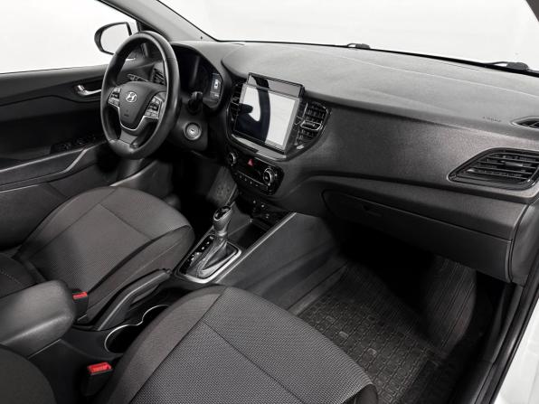Hyundai Solaris II Рестайлинг с пробегом 2020 года, цена 1 629 000 рублей, 44194 км, седан, Автокод Объявления