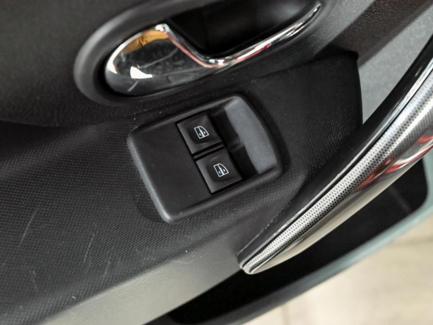 Renault Sandero II Рестайлинг Екатеринбург  - изображение 12