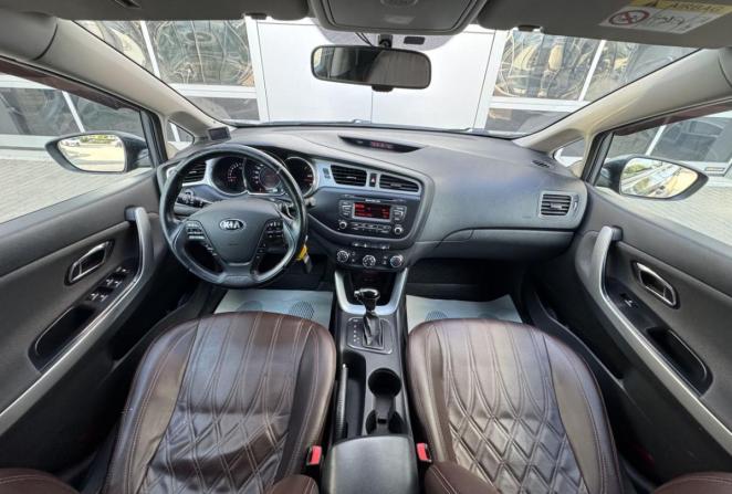 Kia Ceed II с пробегом 2013 года, цена 945 000 рублей, 152417 км, хэтчбек, Автокод Объявления