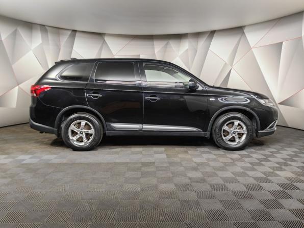 Mitsubishi Outlander III Рестайлинг 2 с пробегом 2018 года, цена 1 439 000 рублей, 175843 км, внедорожник, Автокод Объявления