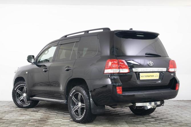 Toyota Land Cruiser 200 Series с пробегом 2009 года, цена 3 449 000 рублей, 318000 км, внедорожник, Автокод Объявления
