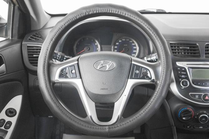 Hyundai Solaris I с пробегом 2013 года, цена 899 000 рублей, 145000 км, седан, Автокод Объявления