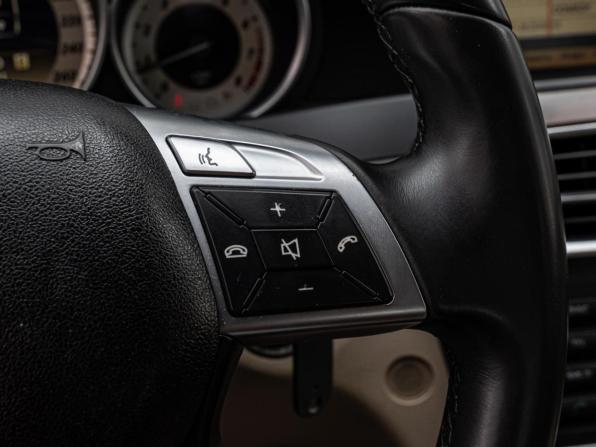 Mercedes-Benz C-Класс III (W204) Рестайлинг с пробегом 2012 года, цена 1 320 000 рублей, 249659 км, седан, Автокод Объявления